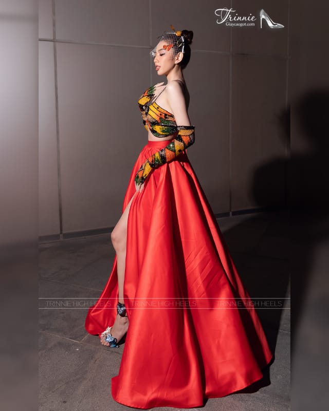 Trinnie Shoes & Miss Grand 2021 Nguyễn Thúc Thùy Tiên Trinnie 8 Trinnie Shoes & Miss Grand 2021 Nguyễn Thúc Thùy Tiên Trinnie 7